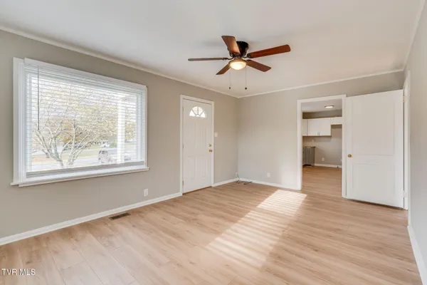 $2,000 | Undisclosed Address, Johnson City, TN 37604