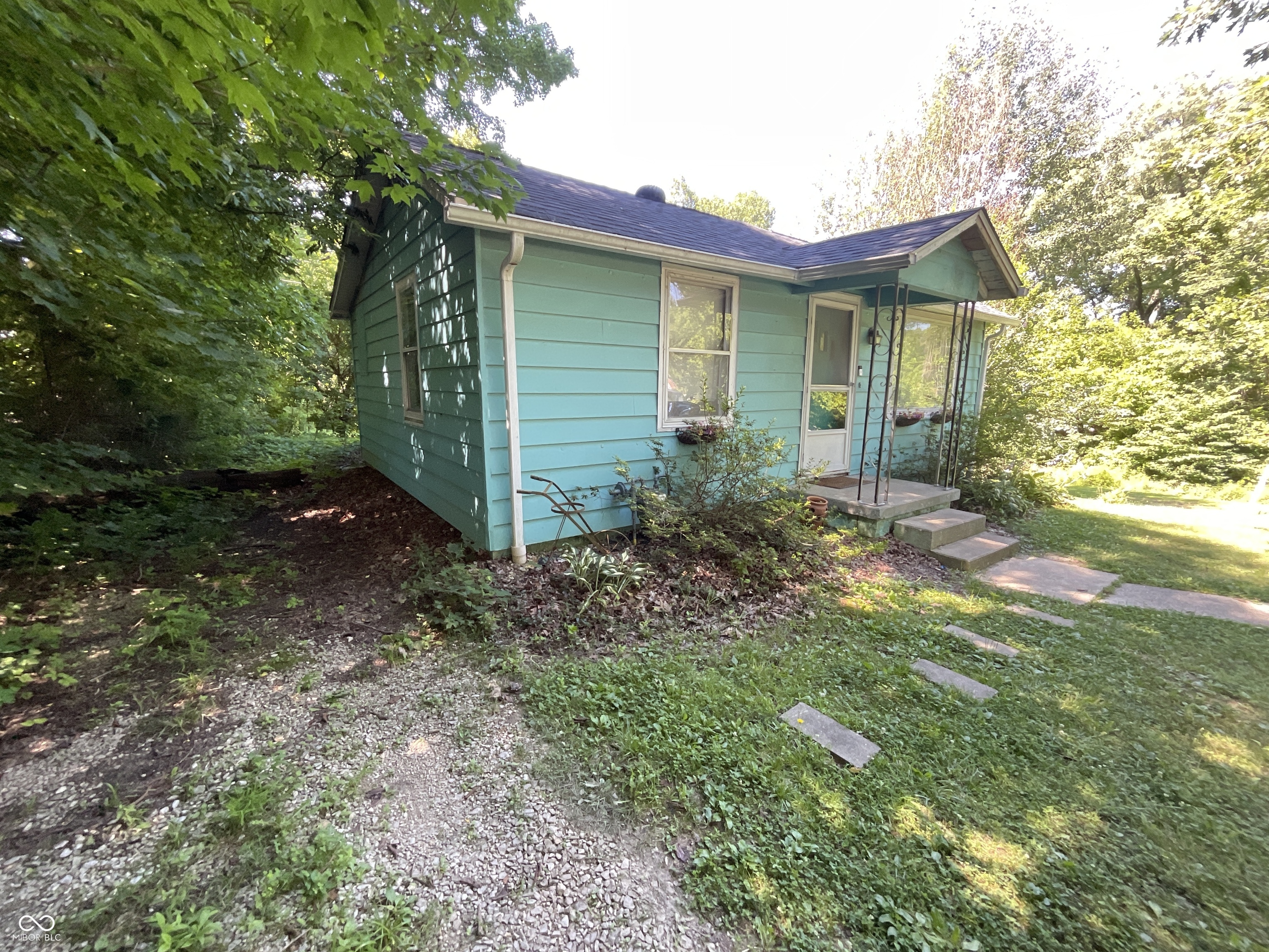 1526 Freeman Road Spencer, IN 47460 - Photo 9 of 25