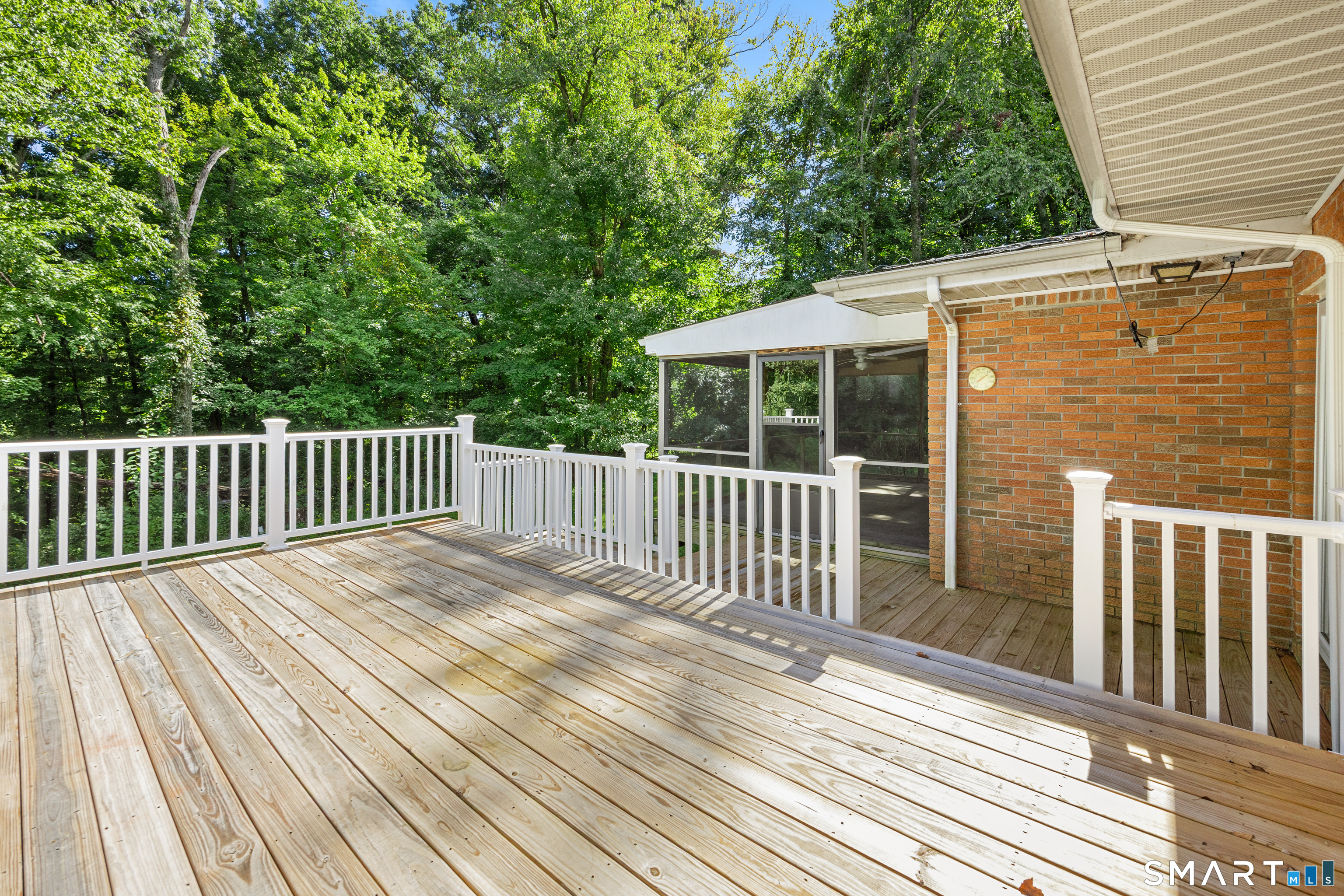 25 Juniper Road Middlebury, CT 06762 - Photo 34 of 40 Gallery Image 34