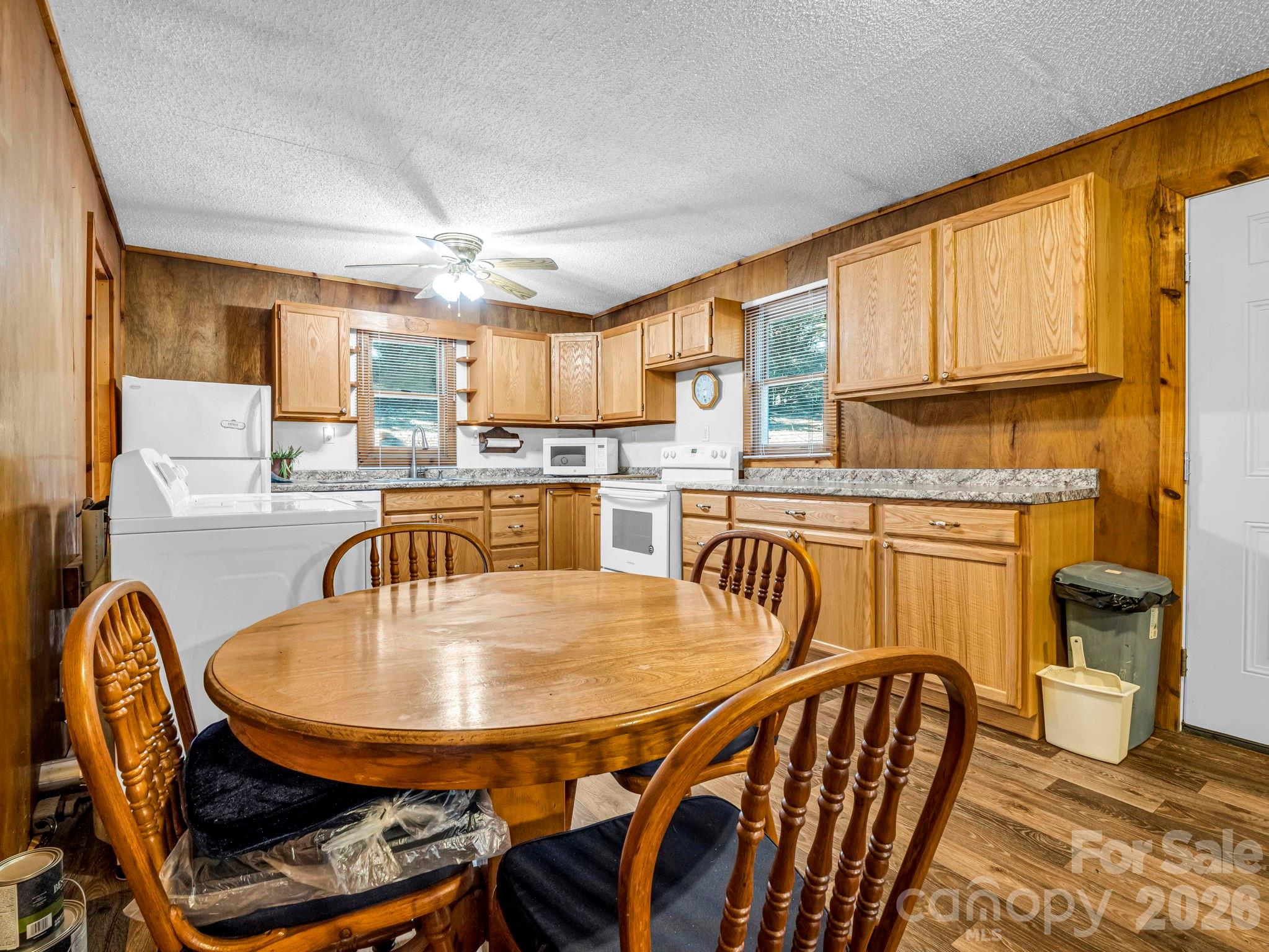 650 Smith Waldrop Road Columbus, NC 28722 - Photo 9 of 27