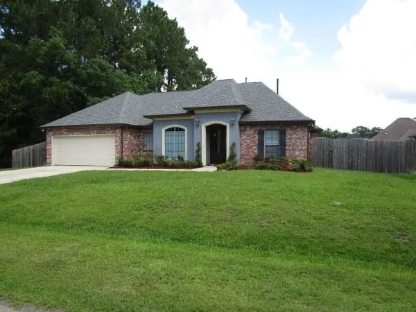 $2,500 | 201 Old Mill Loop, Pearl River, LA 70452