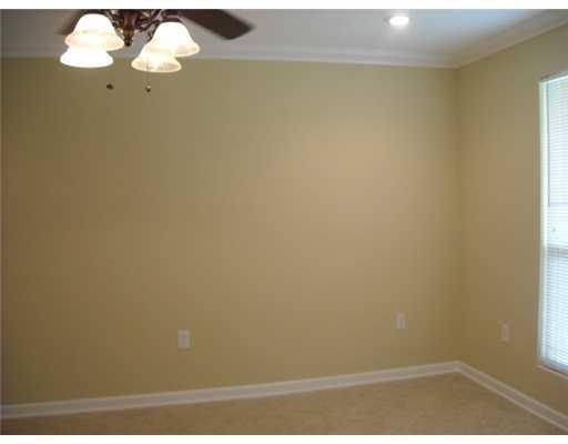 6747 Morrison Road New Orleans, LA 70126 - Photo 4 of 8 Gallery Image 4