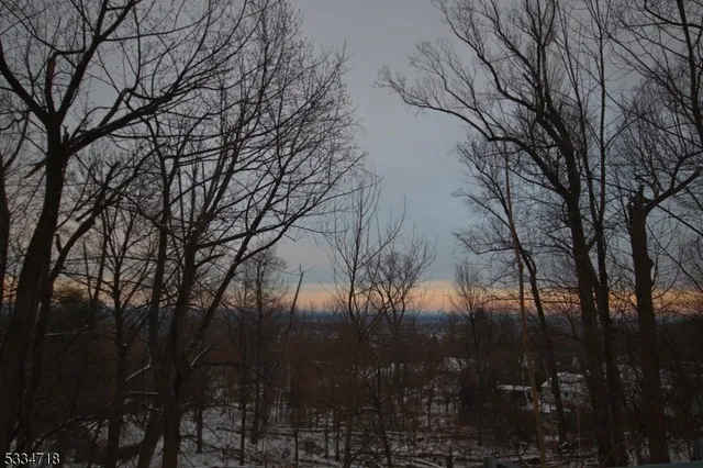 $295,000 | 113 Highview Terrace, Hawthorne, NJ 07506