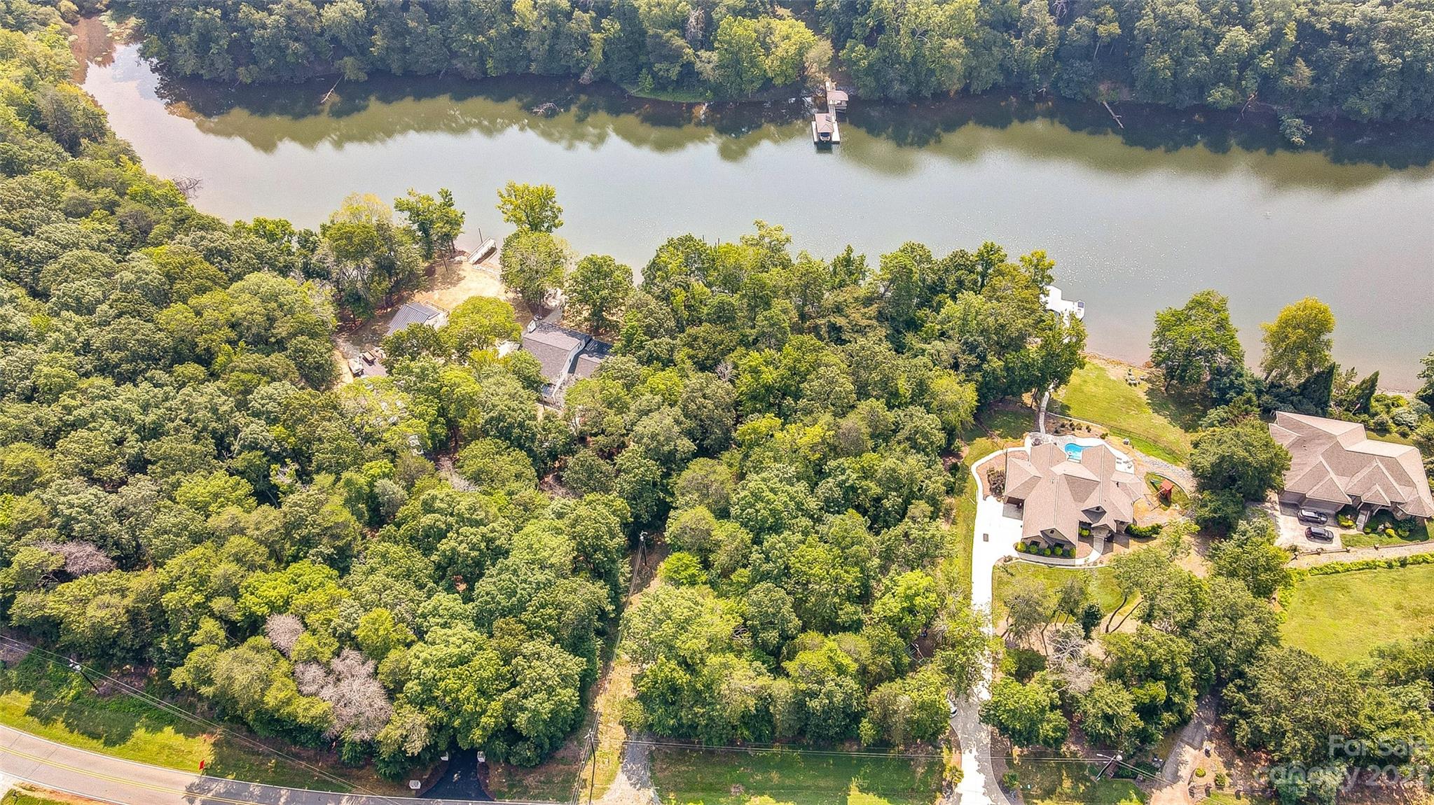 8740 Island Point Road Charlotte, NC 28278 - Photo 1 of 9 Gallery Image 1