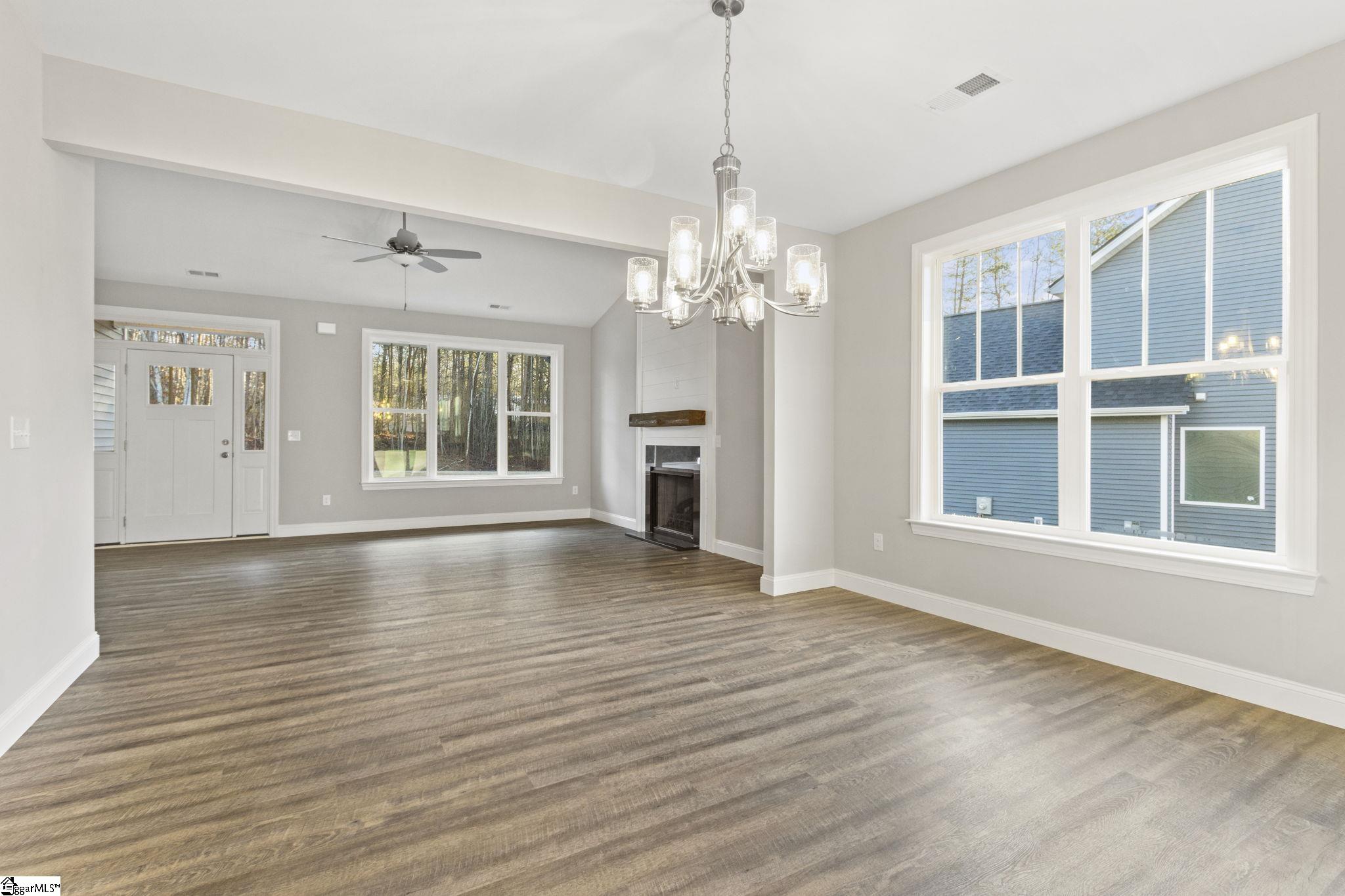 174 Bramlett Road Taylors, SC 29687 - Photo 8 of 32