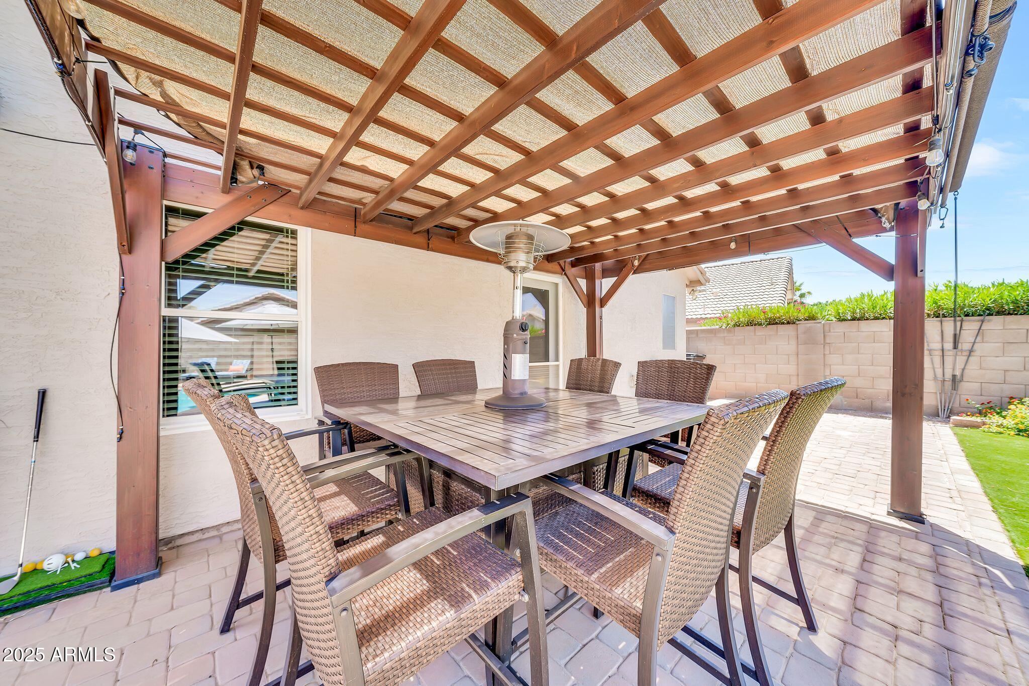 18644 North 21st Street Phoenix, AZ 85024 - Photo 27 of 33 pergola