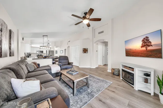 $620,000 | 18644 North 21st Street, Phoenix, AZ 85024