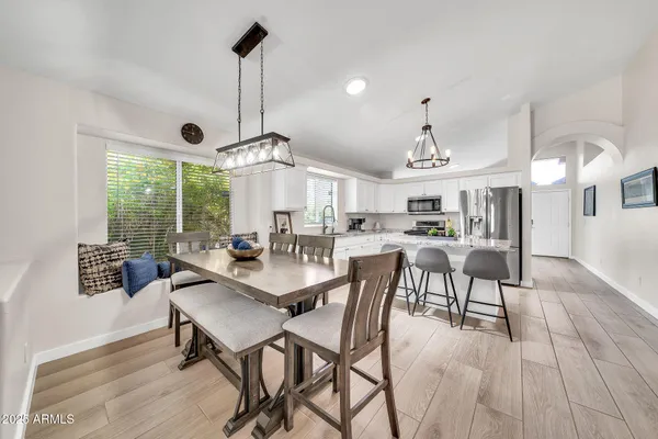 $575,000 | 18644 North 21st Street, Phoenix, AZ 85024