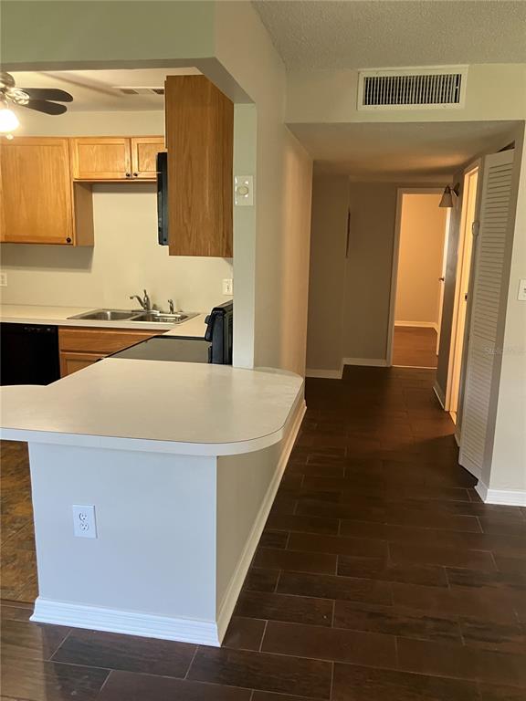 337 South McMullen Booth Road, Unit 157 Clearwater, FL 33759 - Photo 11 of 35