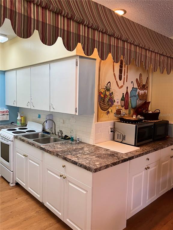 337 South McMullen Booth Road, Unit 157 Clearwater, FL 33759 - Photo 32 of 35