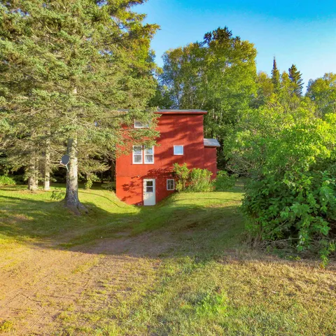 $285,000 | 5281 Highway 61, Lutsen, MN 55612