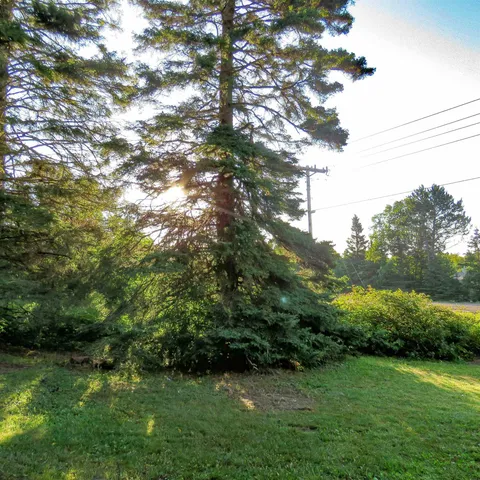 $285,000 | 5281 Highway 61, Lutsen, MN 55612