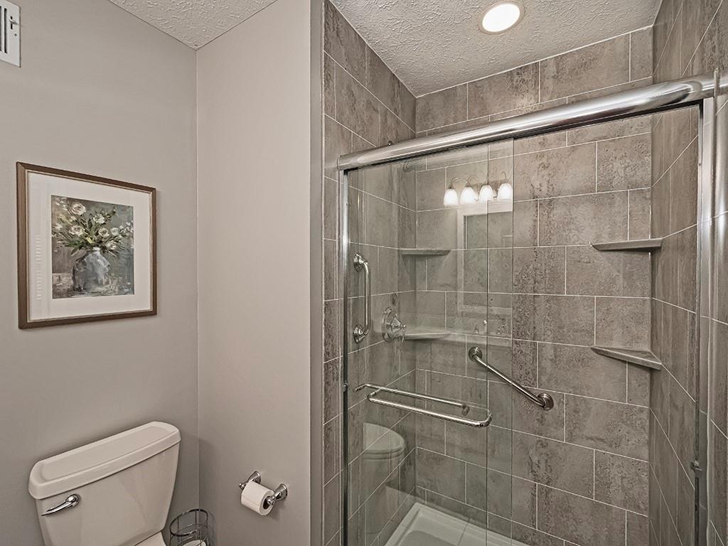 406 Country View Drive Lower Burrell, PA 15068 - Photo 22 of 31 a bathroom with a toilet and a shower
