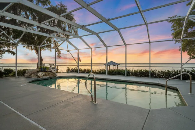 $2,600,000 | 411 Calhoun Avenue, Destin, FL 32541