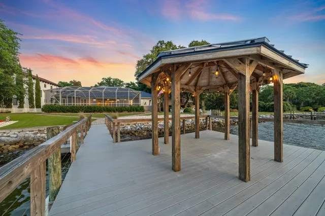 $2,600,000 | 411 Calhoun Avenue, Destin, FL 32541