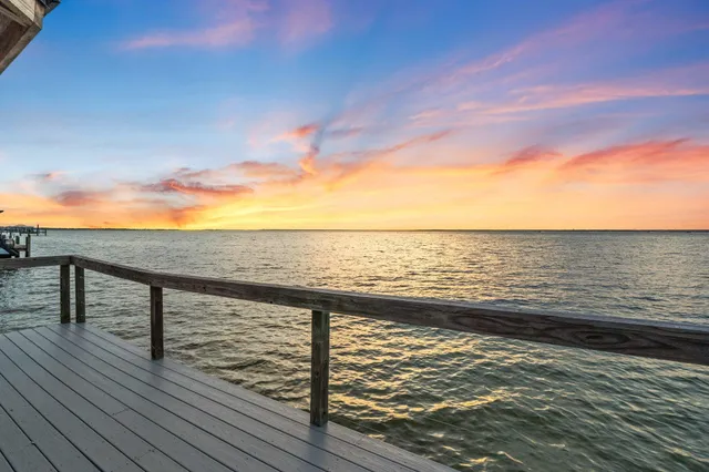 $2,600,000 | 411 Calhoun Avenue, Destin, FL 32541