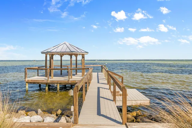 $2,600,000 | 411 Calhoun Avenue, Destin, FL 32541