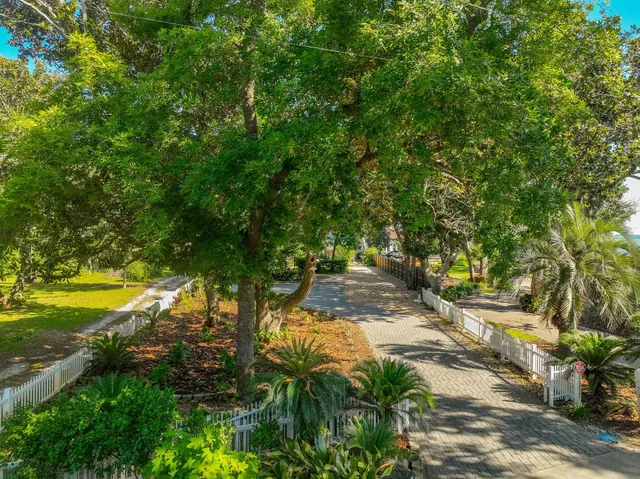 $2,600,000 | 411 Calhoun Avenue, Destin, FL 32541