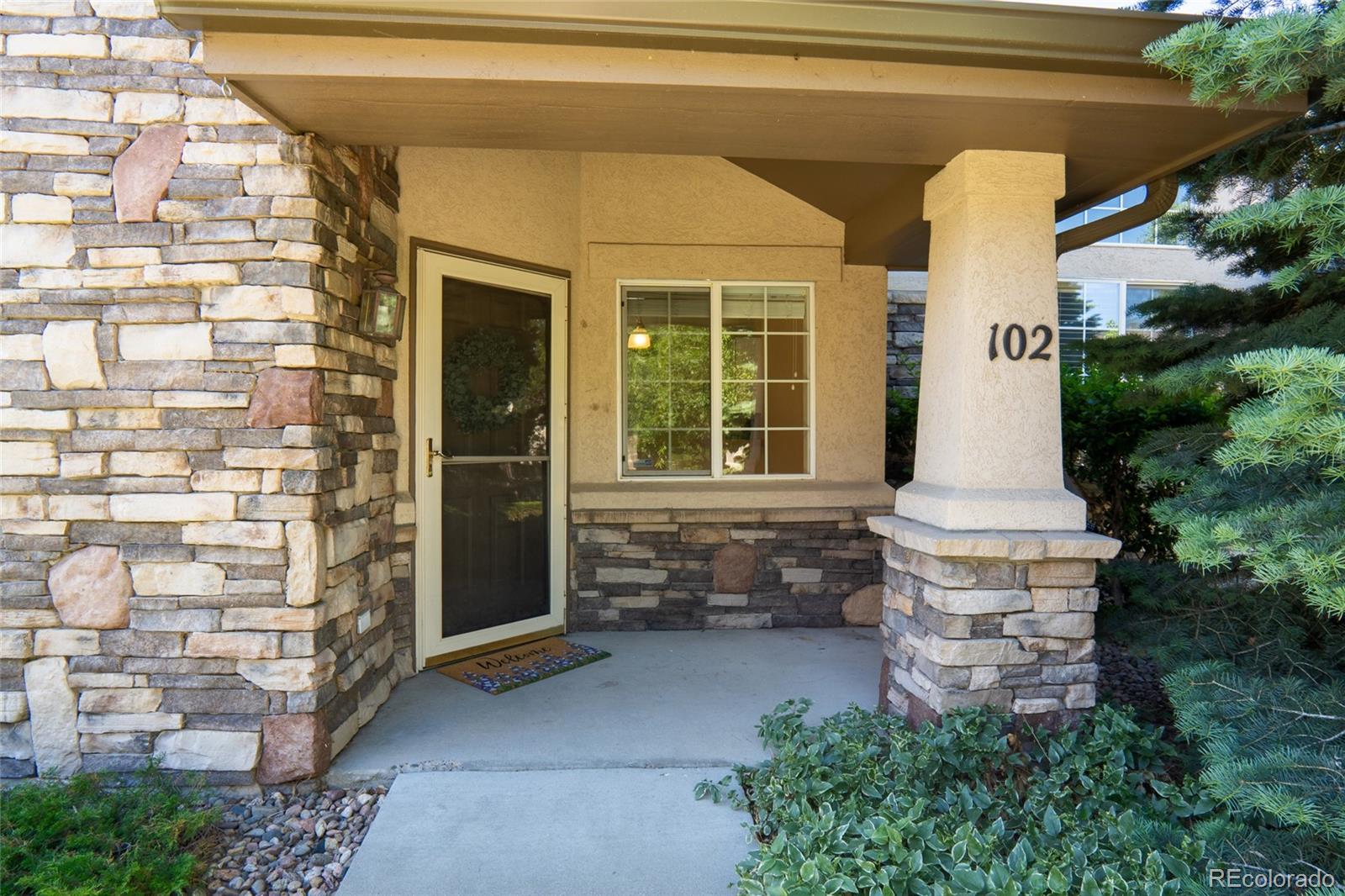 1435 South Chambers Road, Unit 102 Aurora, CO 80017 - Photo 2 of 38