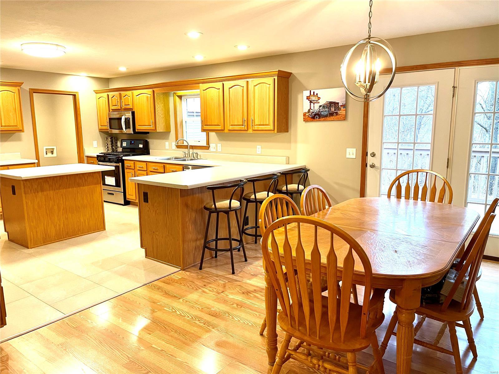 610 White Road Chesterfield, MO 63017 - Photo 11 of 34 Gallery Image 11
