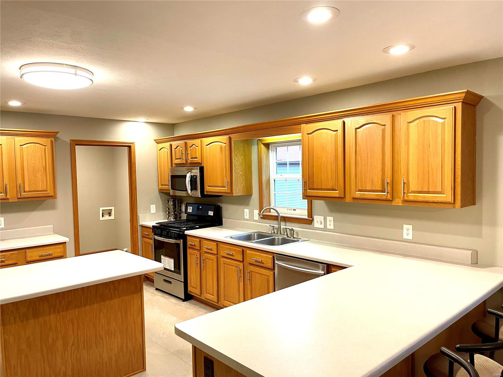 610 White Road Chesterfield, MO 63017 - Photo 14 of 34 Gallery Image 14