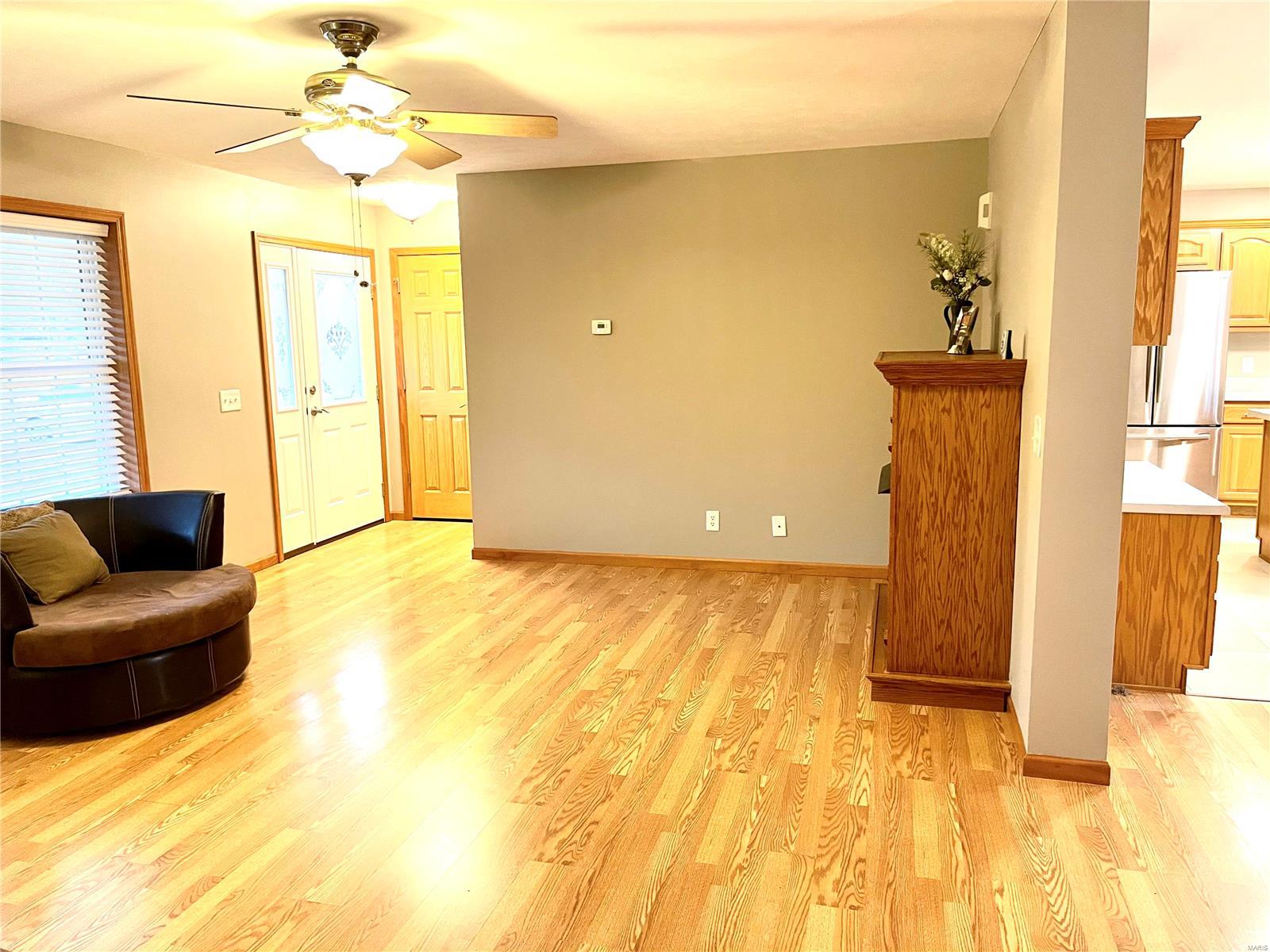 610 White Road Chesterfield, MO 63017 - Photo 8 of 34 Gallery Image 8