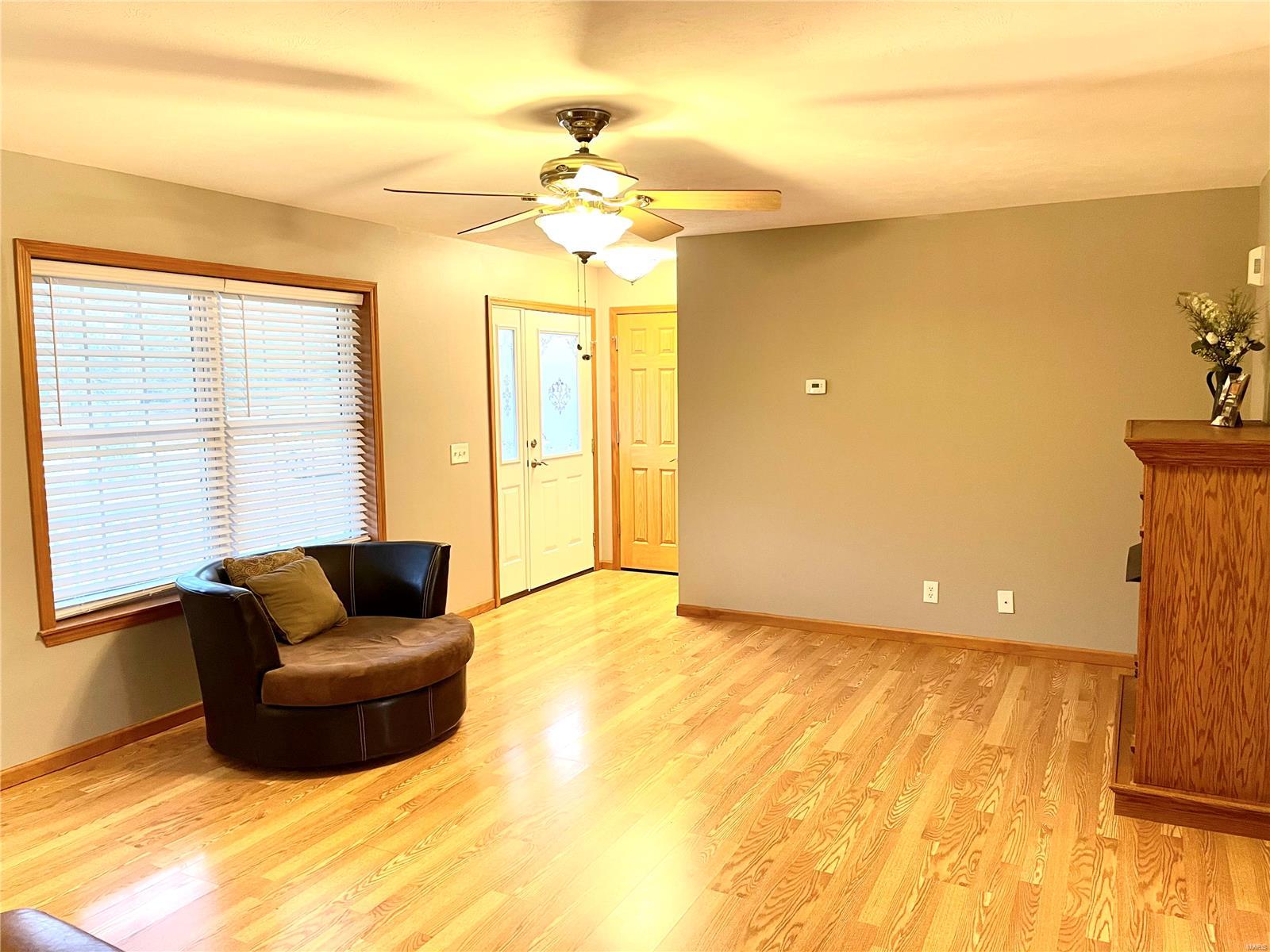 610 White Road Chesterfield, MO 63017 - Photo 9 of 34 Gallery Image 9