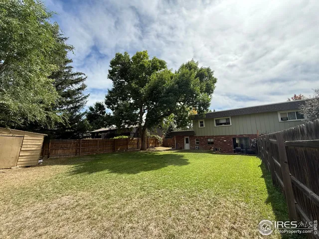 a car parked in front of building