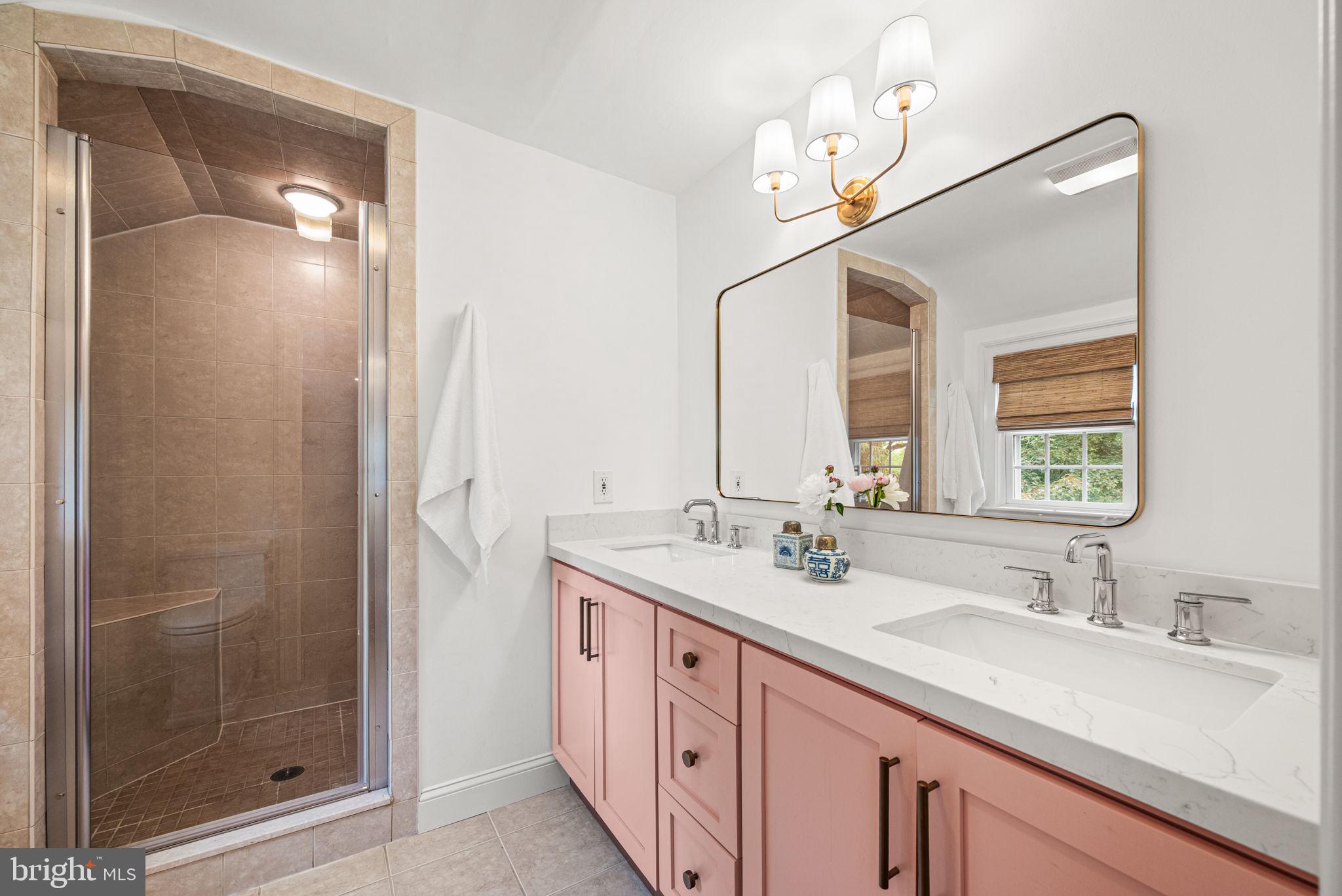 121 Upper Gulph Road Wayne, PA 19087 - Photo 20 of 42 Primary ensuite Bathroom - double sink vanity
