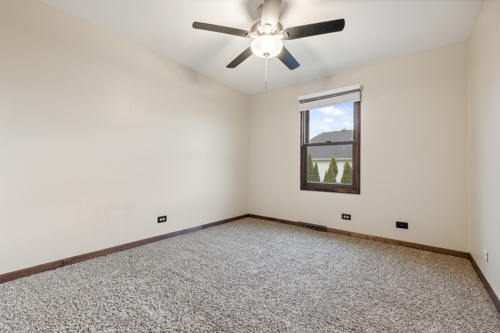 1715 Chestnut Hill Road Plainfield, IL 60586 - Photo 17 of 30