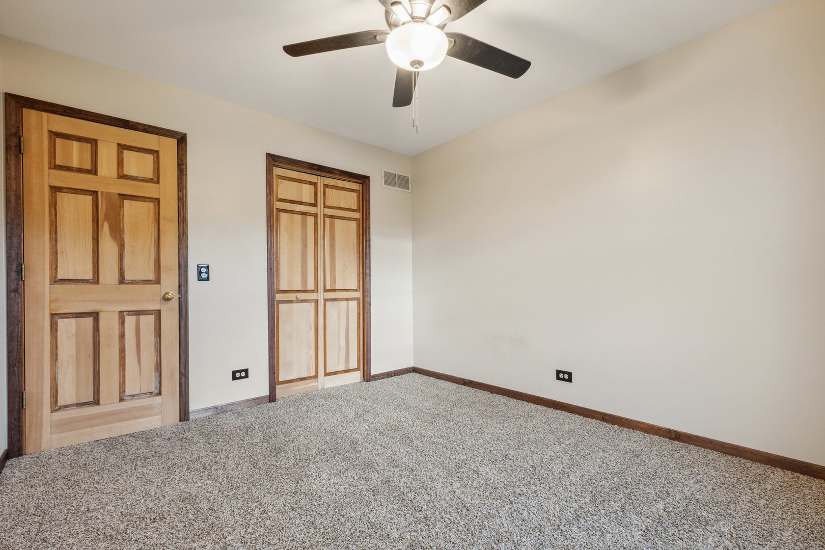 1715 Chestnut Hill Road Plainfield, IL 60586 - Photo 18 of 30