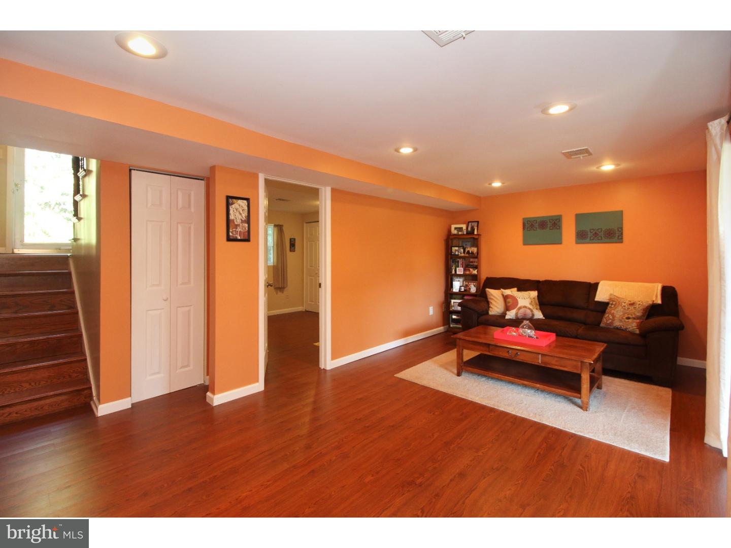 125 Princeton Road Pennsville, NJ 08070 - Photo 15 of 24 Family Room