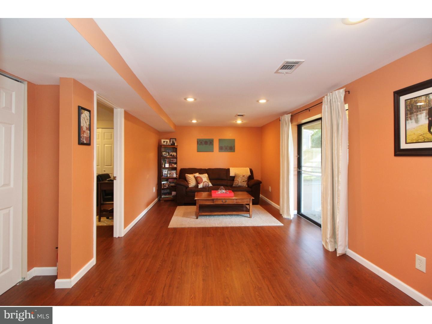 125 Princeton Road Pennsville, NJ 08070 - Photo 16 of 24 Family Room