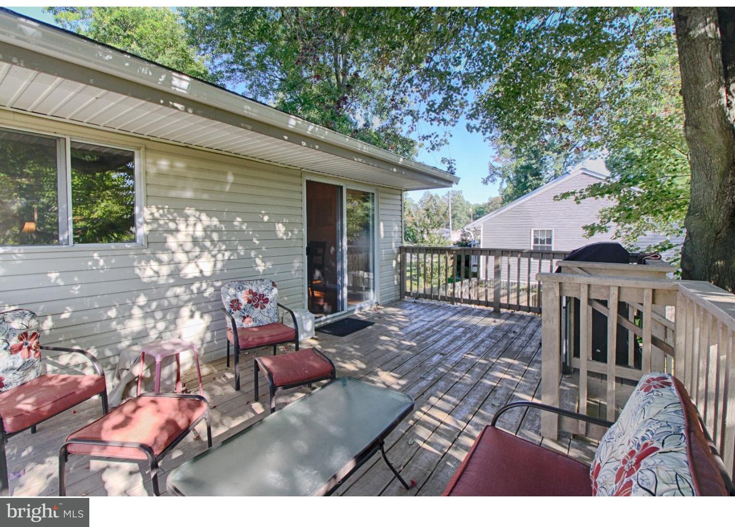 125 Princeton Road Pennsville, NJ 08070 - Photo 21 of 24 Deck