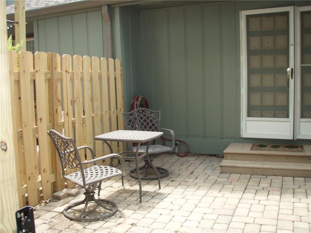 634 Cobblestone Road Avon, IN 46123 - Photo 2 of 14 Gallery Image 2