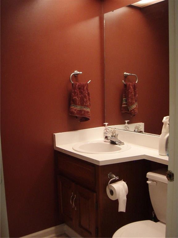 634 Cobblestone Road Avon, IN 46123 - Photo 3 of 14 Gallery Image 3