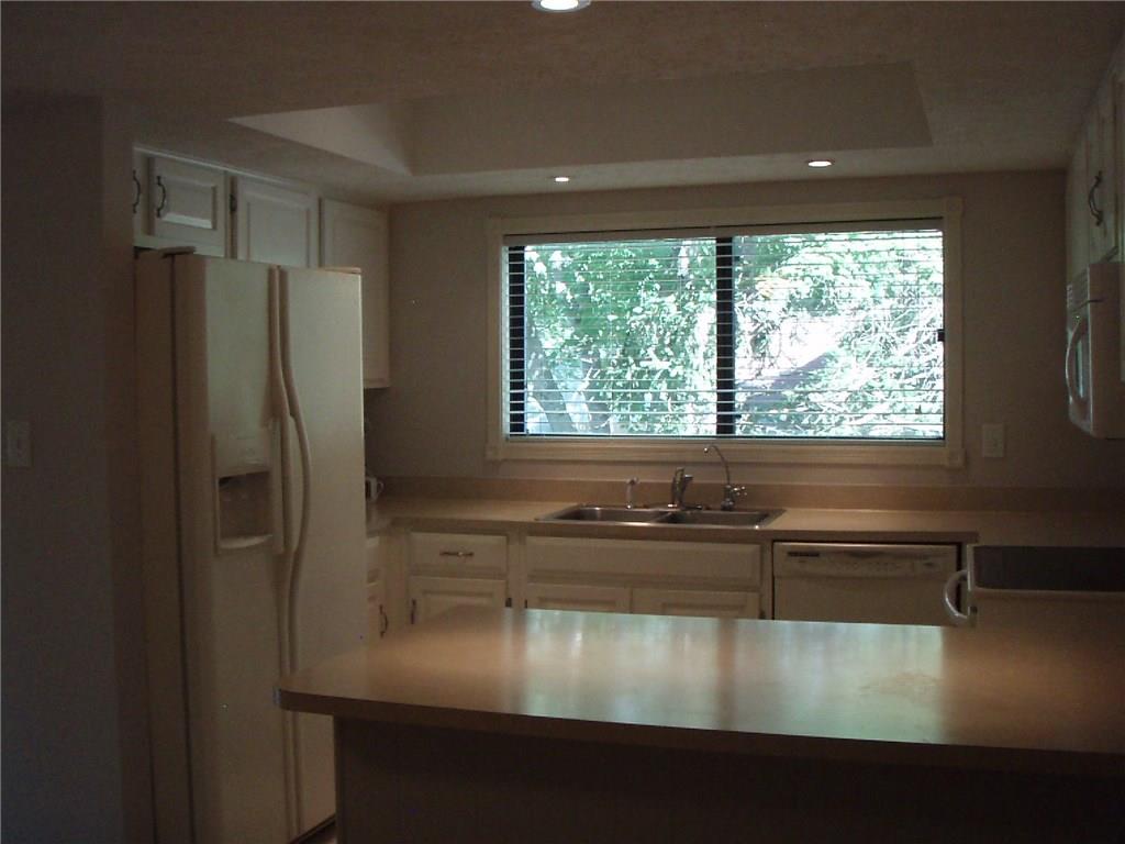 634 Cobblestone Road Avon, IN 46123 - Photo 9 of 14 Gallery Image 9