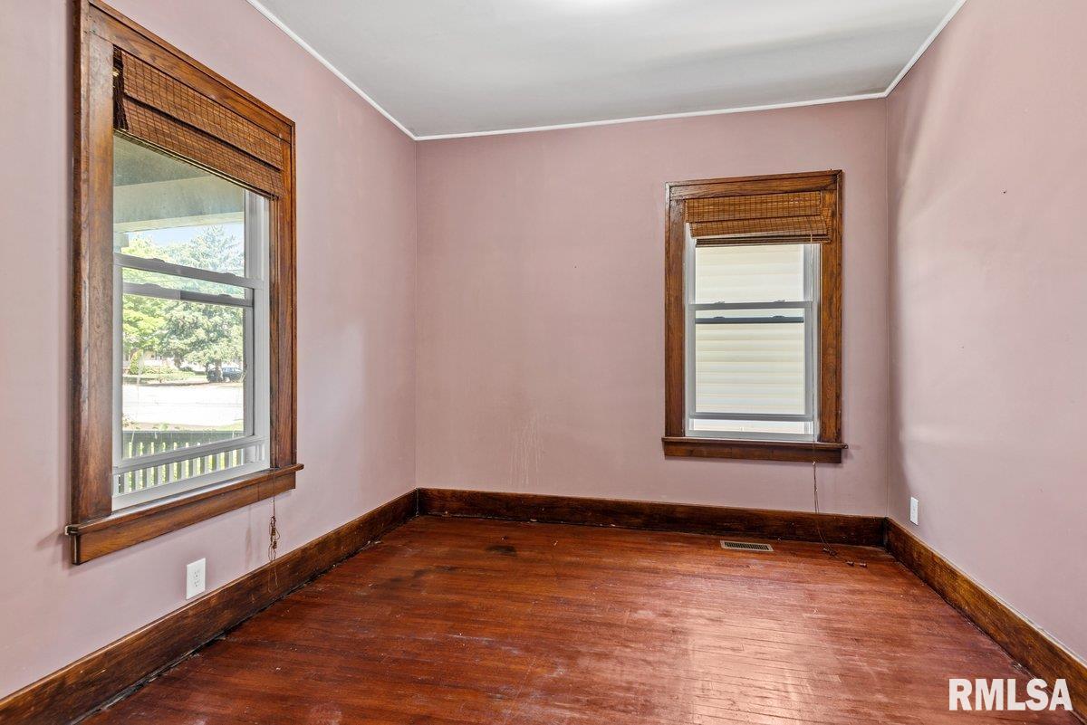 804 South Columbia Avenue Springfield, IL 62704 - Photo 8 of 17