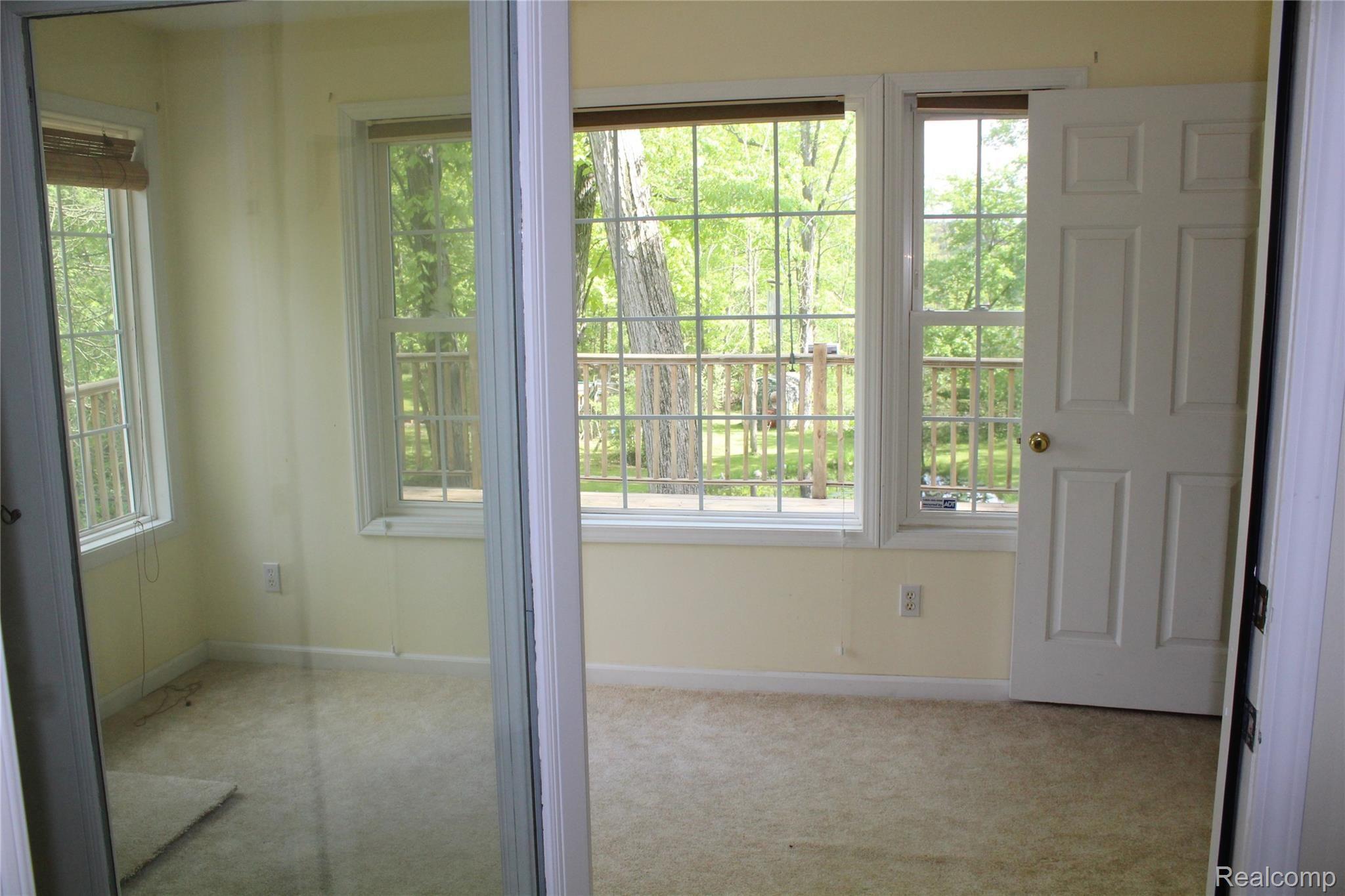6282 Green Road Fenton, MI 48430 - Photo 36 of 55 IMG_4113.JPG