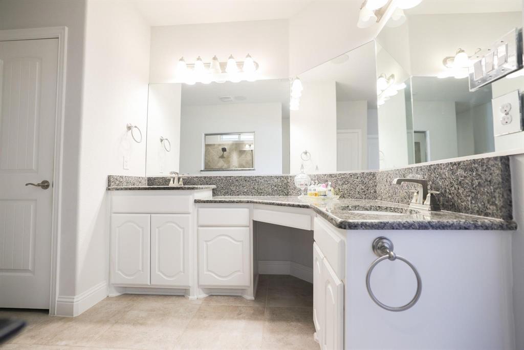 222 Crestview Drive Midlothian, TX 76065 - Photo 15 of 26