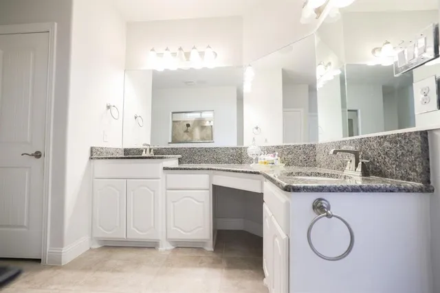 $674,999 | 222 Crestview Drive, Midlothian, TX 76065