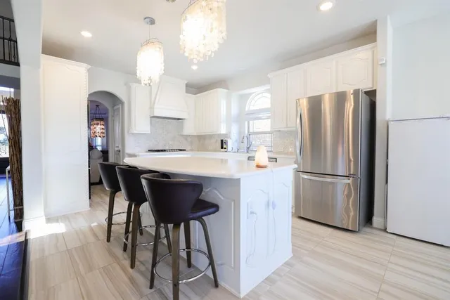 $674,999 | 222 Crestview Drive, Midlothian, TX 76065