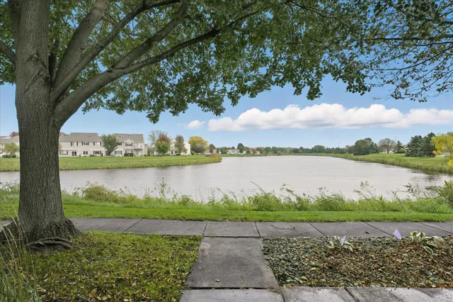 $300,000 | 10911 Goodhue Street Northeast, Unit D, Blaine, MN 55449