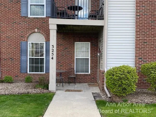 $2,100 | 3254 Primrose Lane, Ypsilanti, MI 48197