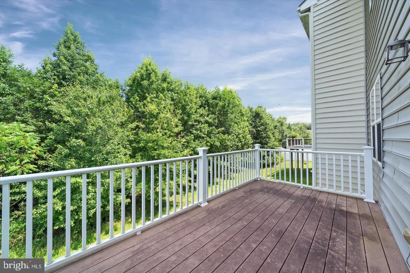 26 Munro Road Newark, DE 19711 - Photo 22 of 22 a view of balcony with wooden floor