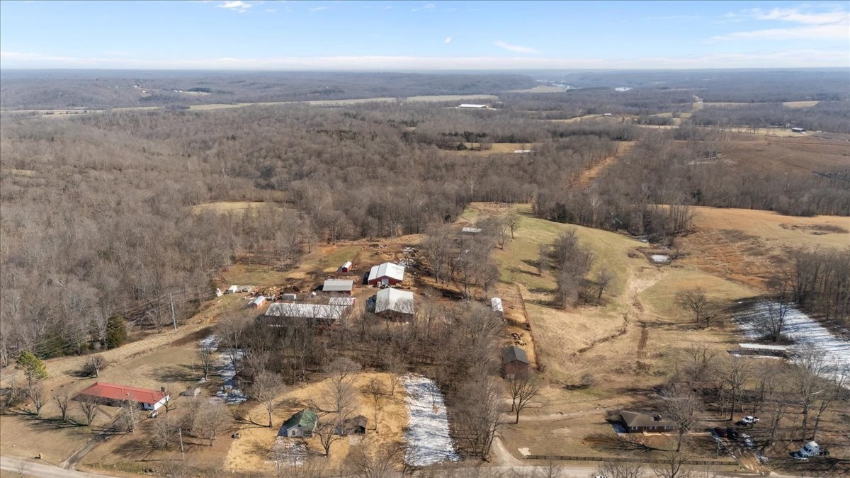 1429 Hunley Branch Road Charlotte, TN 37036 - Photo 36 of 51 a view of a terrace view
