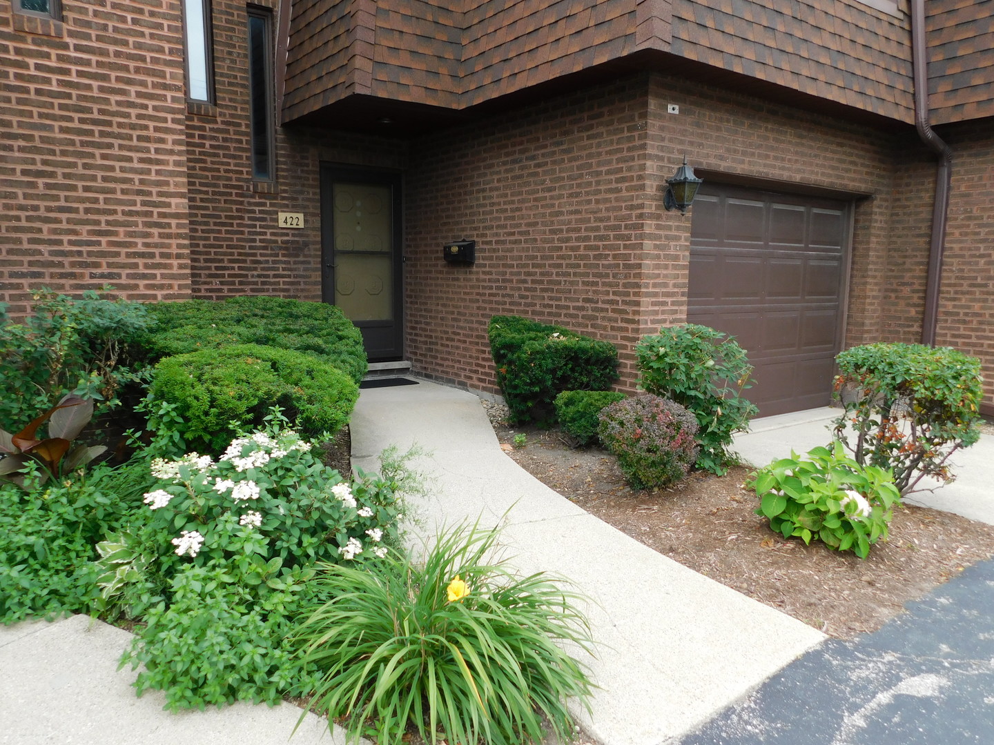 422 South Dee Road Park Ridge, IL 60068 - Photo 2 of 20