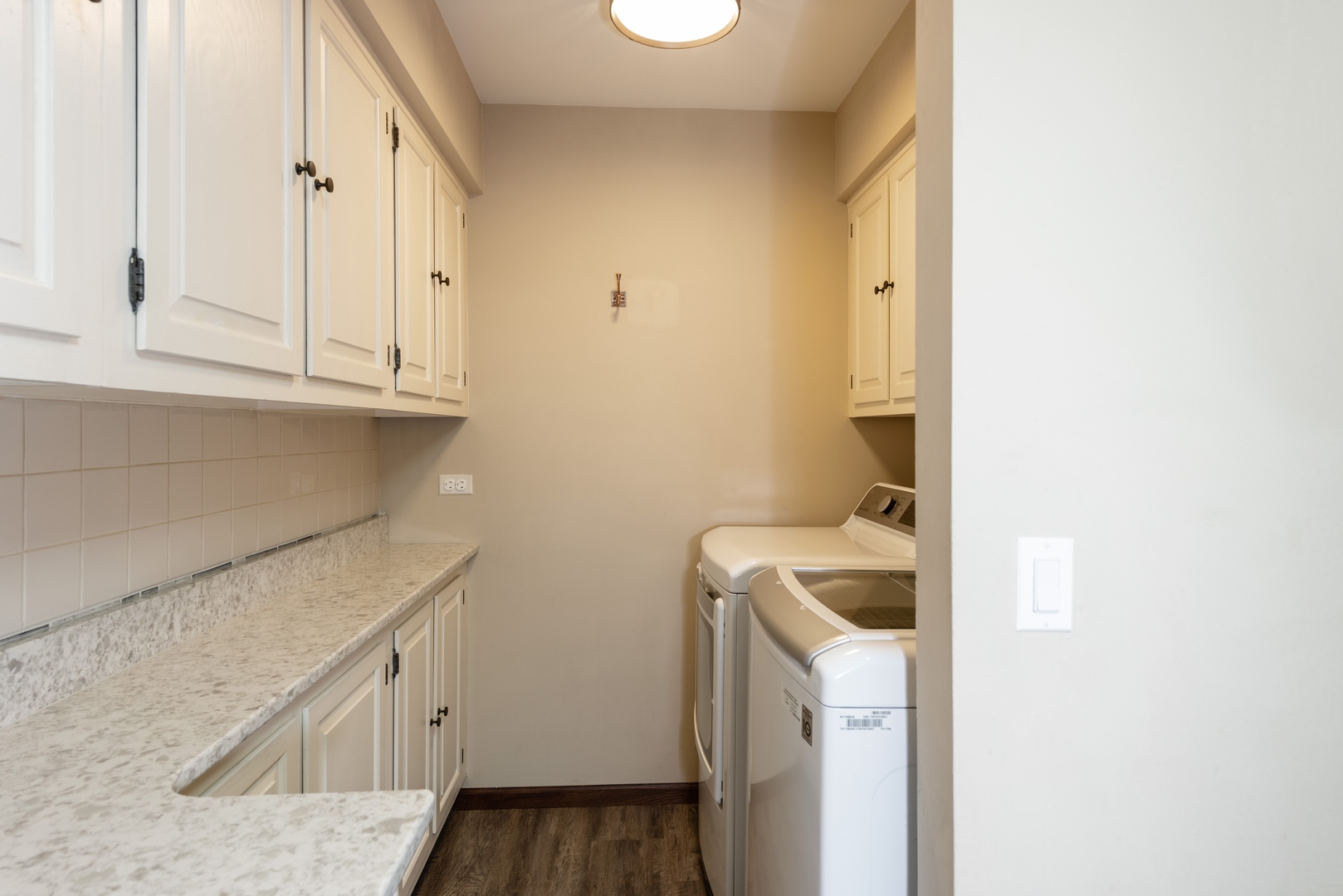 422 South Dee Road Park Ridge, IL 60068 - Photo 8 of 20