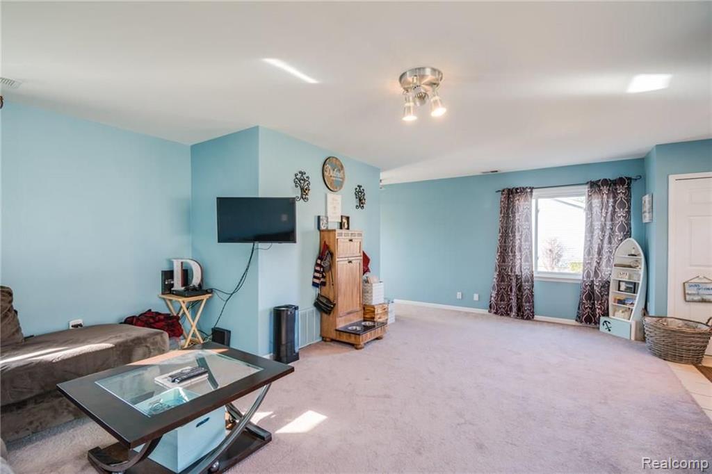 34950 24 Mile Road New Baltimore, MI 48047 - Photo 6 of 23