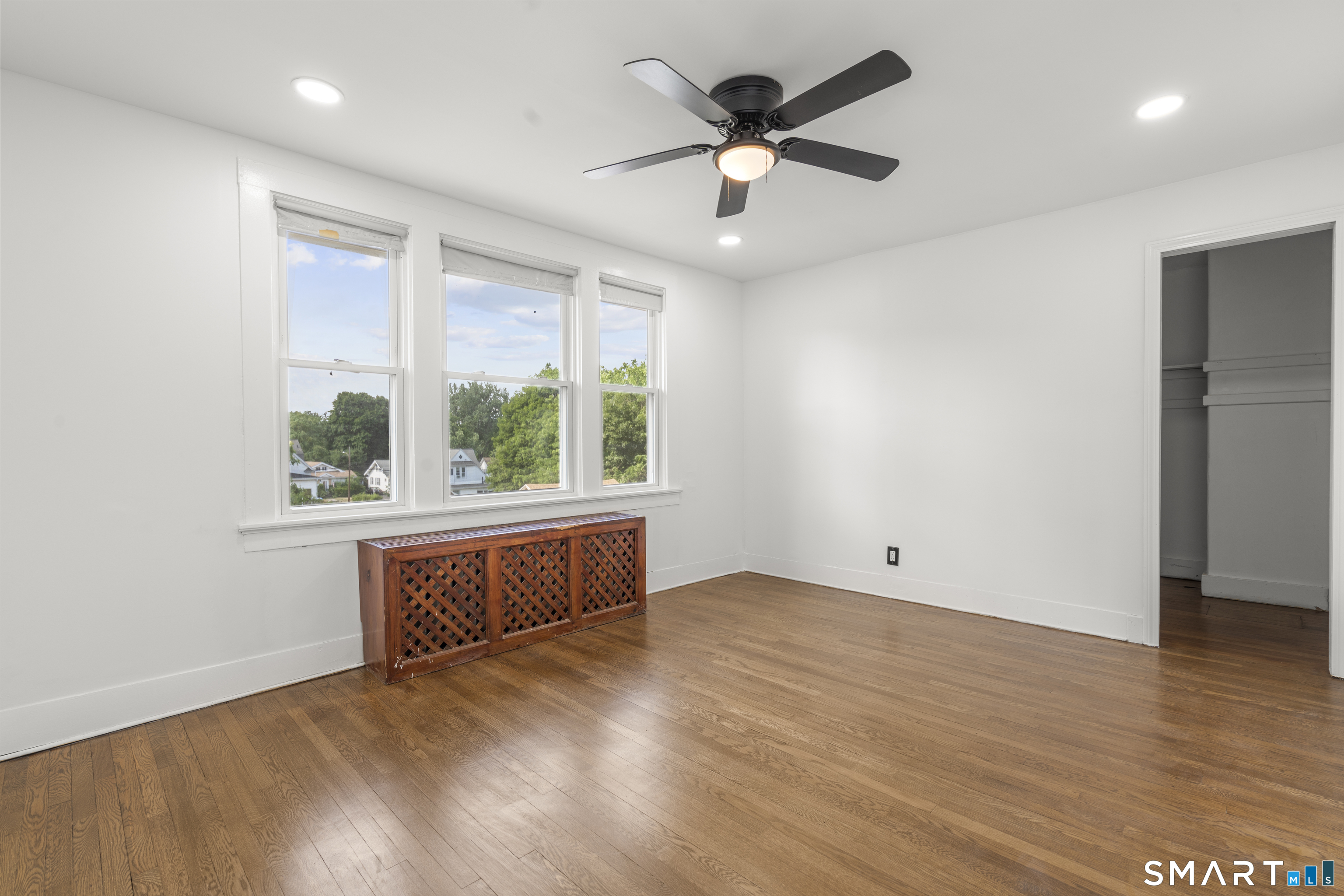 215 Stratford Road New Britain, CT 06053 - Photo 21 of 33